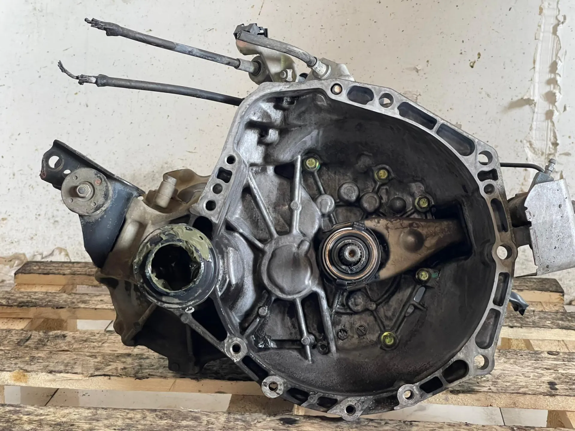 CAMBIO MANUALE COMPLETO con codice con codice motore 1SZ da TOYOTA Yaris Serie Benzina 1000 (05>08)