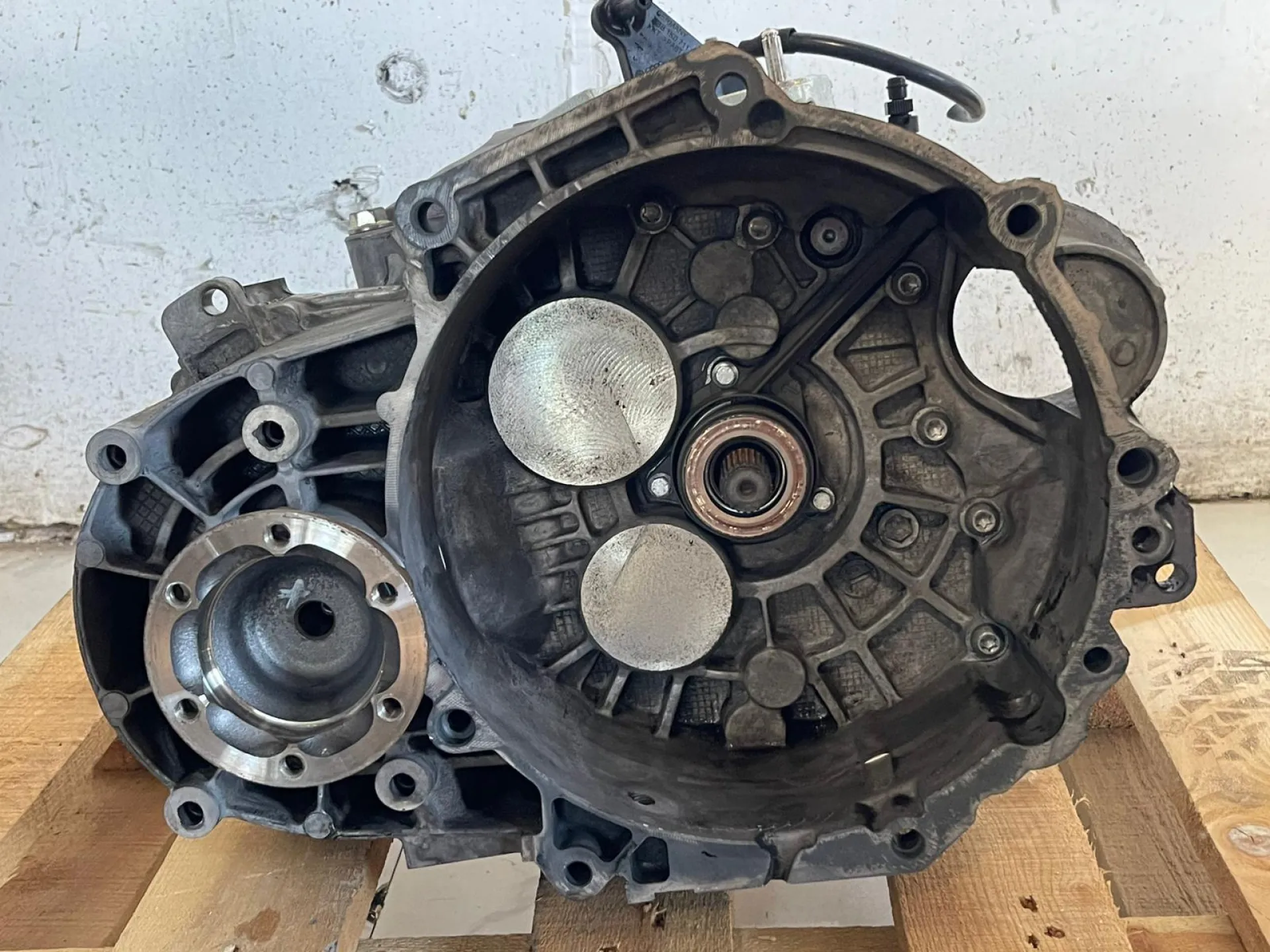 CAMBIO MANUALE COMPLETO con codice con codice motore CBA da VOLKSWAGEN Golf 6 Berlina Diesel 2000 (08>12)