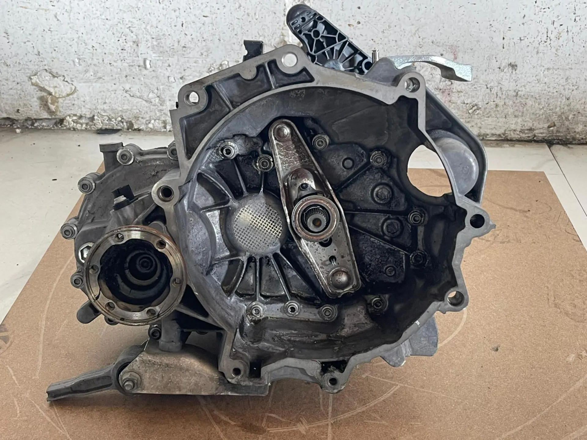 CAMBIO MANUALE COMPLETO con codice LNR18072 da VOLKSWAGEN Polo 5° Serie con codice motore CGP Benzina 1200 (09>17)