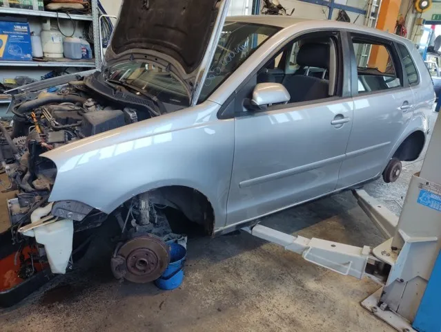 FANALE DX. VOLKSWAGEN POLO 05>09