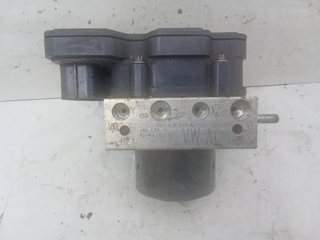 CENTRALINA ABS con codice 0265242335 6R0614517AL da AUDI A1 Serie (8X1) CAYC diesel 1598 (10>14)