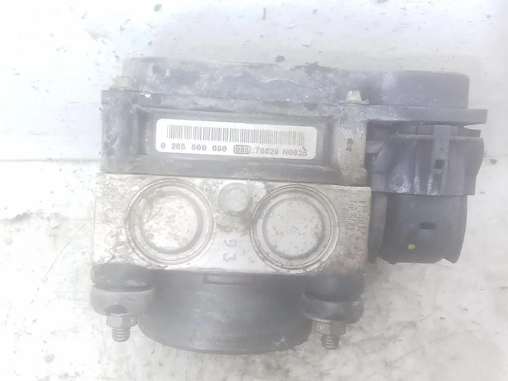 CENTRALINA ABS con codice 0265232053 51798104 da FIAT Grande Punto 1° Serie 199A3000 diesel 1248 (05>08)