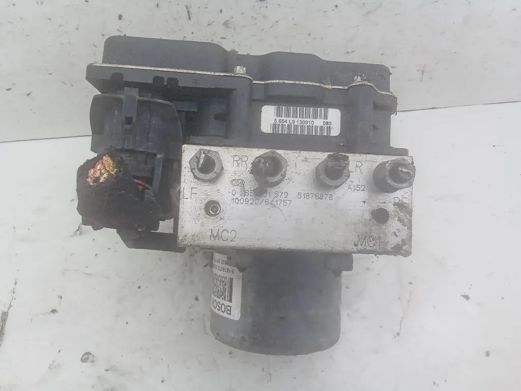 CENTRALINA ABS con codice 0265251572 51876878 da FIAT Punto EVO 199B1000 diesel 1248 (09>12)