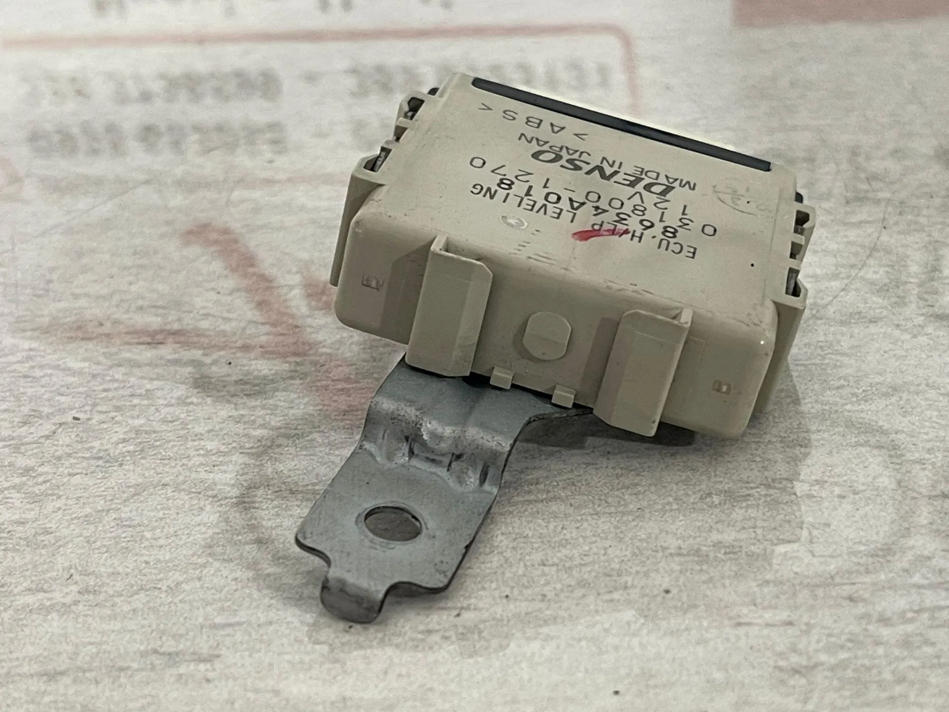 CENTRALINA ABS con codice 8634A018 da 454944 PEUGEOT 4007 1° Serie con codice motore 4HN Diesel 2200