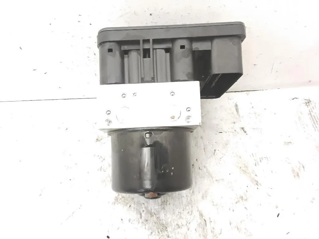 CENTRALINA ABS con codice 10.0206-0241.4 1K0614517AF da VOLKSWAGEN Eos Serie (1F7) BMM diesel 1968 (06>10)