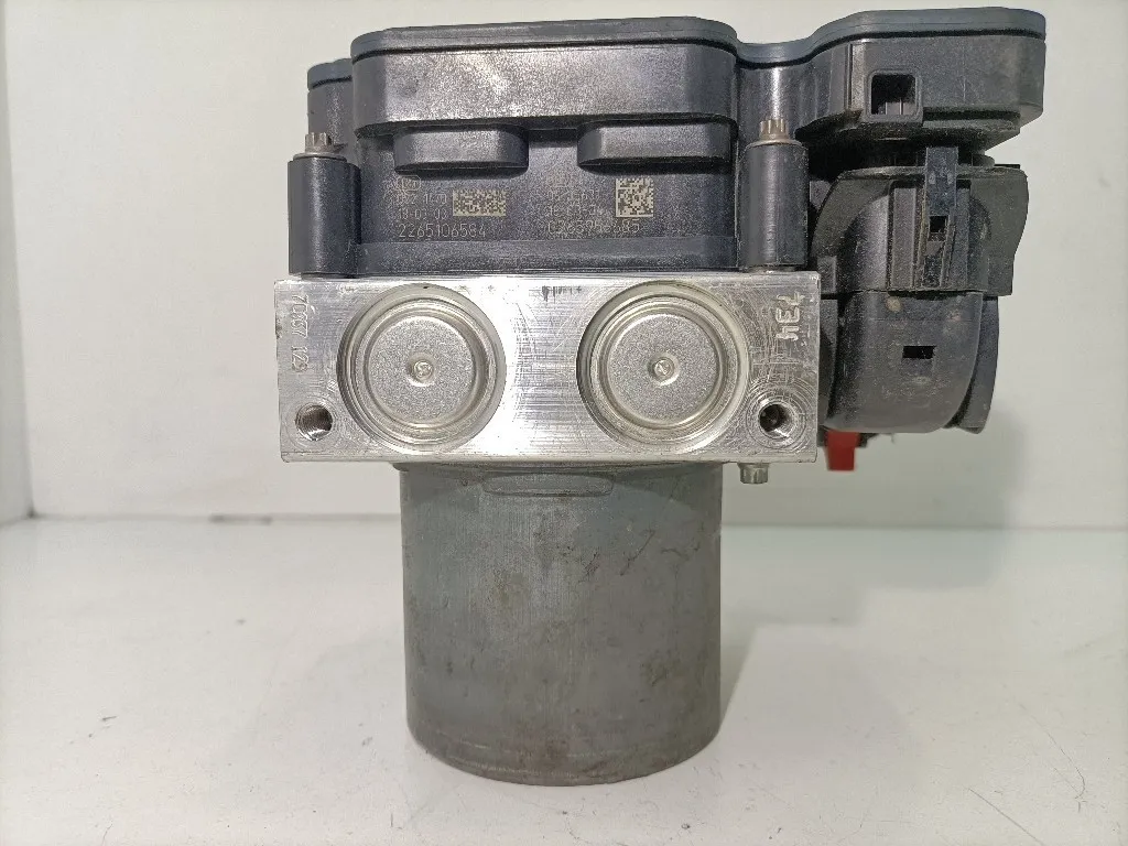 CENTRALINA ABS VOLKSWAGEN Polo 6° Serie 2Q0614517AABEF CHYB benzina 999 (17>)