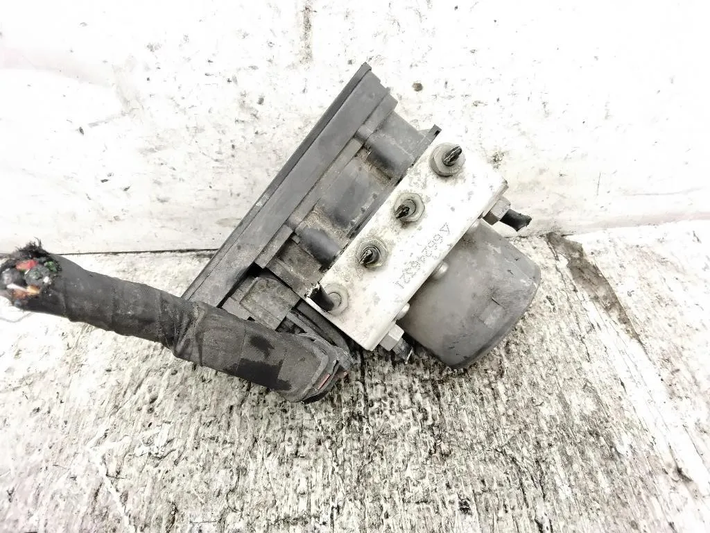 CENTRALINA ABS con codice 1S0614517L da VOLKSWAGEN Up Serie (122) CPGA bifuel/metano 999 (16>)