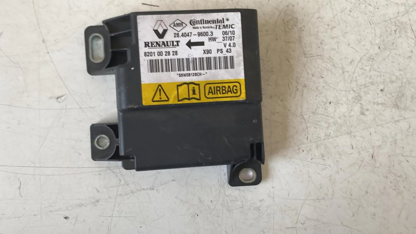 CENTRALINA AIRBAG con codice 8201002828 da DACIA Sandero 1° Serie (08>12)