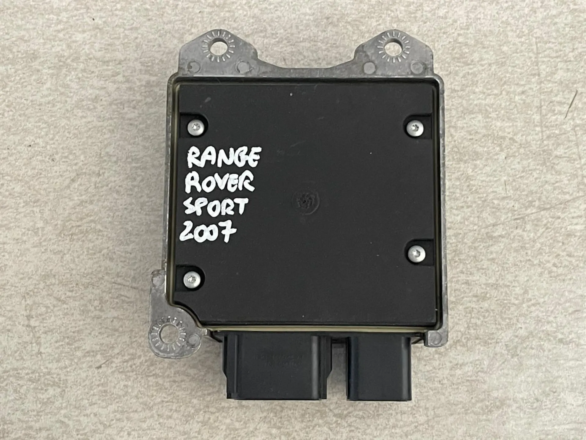 CENTRALINA AIRBAG con codice UAV5M15A28 da LAND ROVER Range Rover SPORT (05>13)
