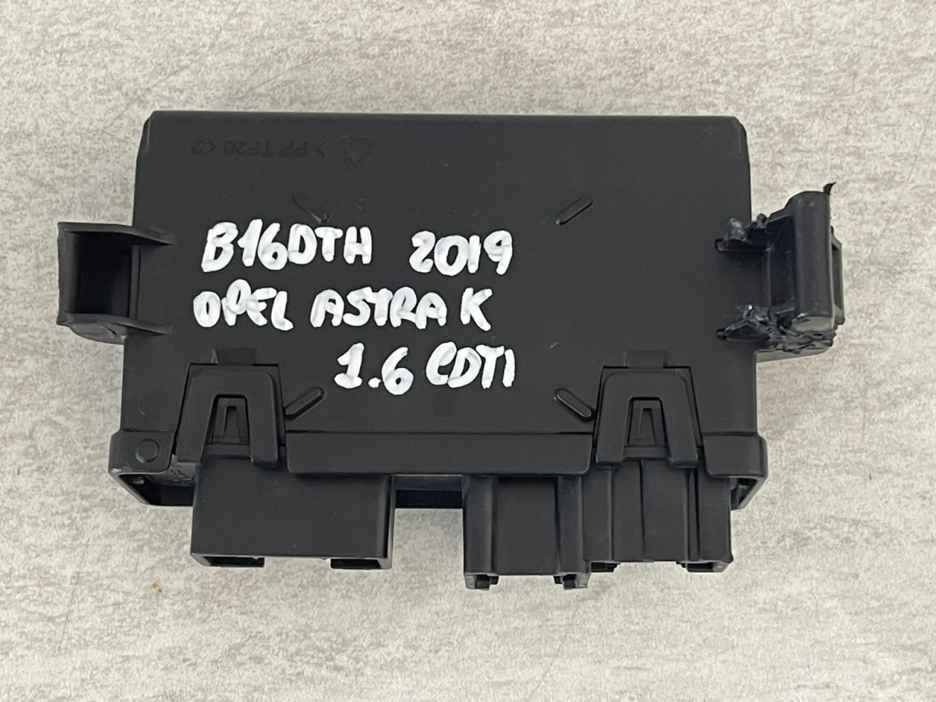 CENTRALINA APERTURA BAULE POSTERIORE con codice 23247433 da OPEL Astra K Sports Tourer (15>22)