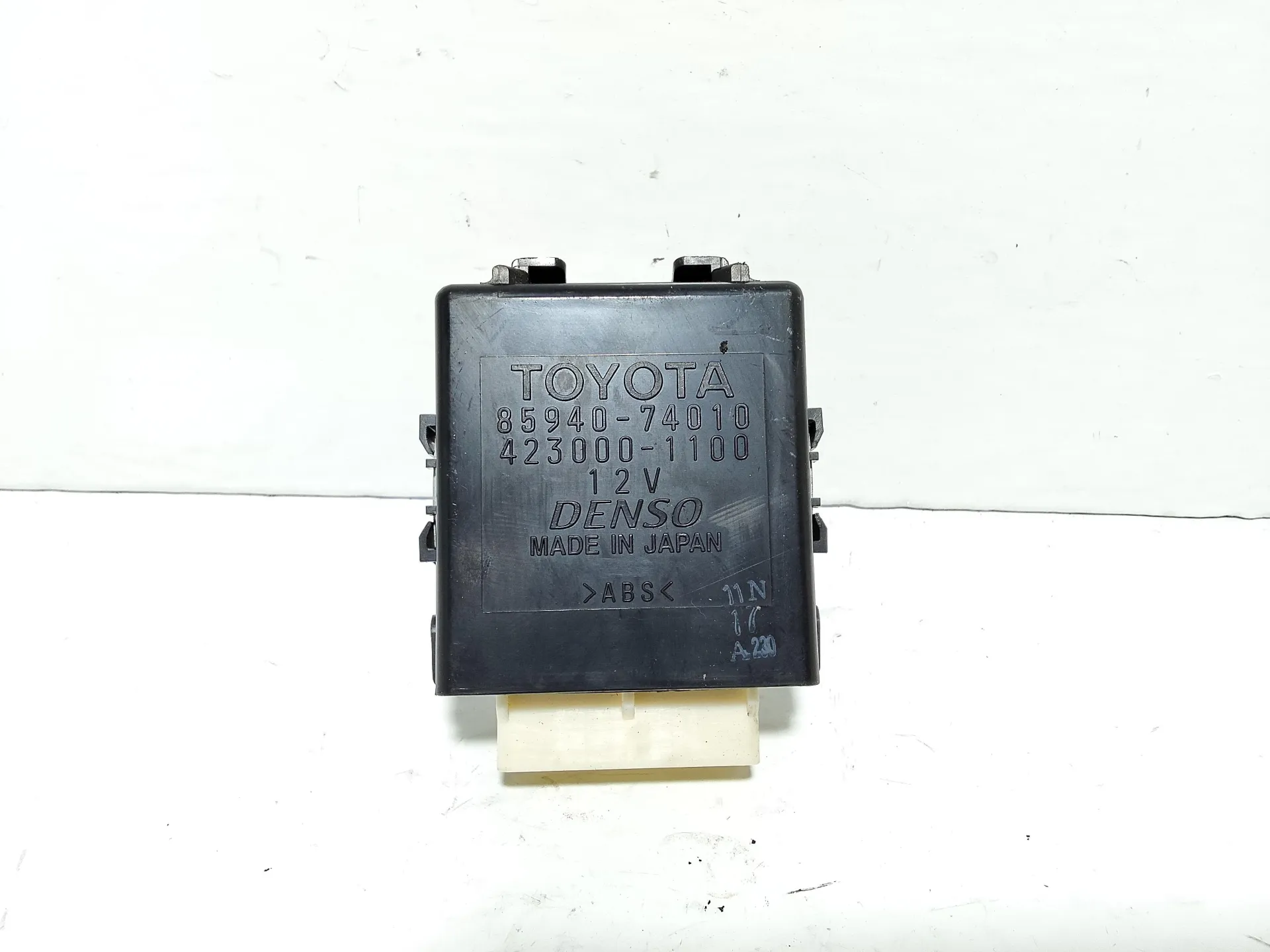 CENTRALINA ARIA CONDIZIONATA con codice 4230001100 da TOYOTA IQ 1° Serie Benzina 1300 (09>)