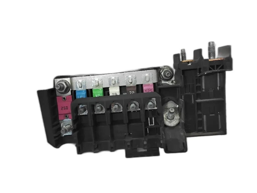 CENTRALINA BATTERIA con codice A2465401850 da MERCEDES Classe A W176 Serie AMG 607951 (K9K) diesel 1461 (13>)