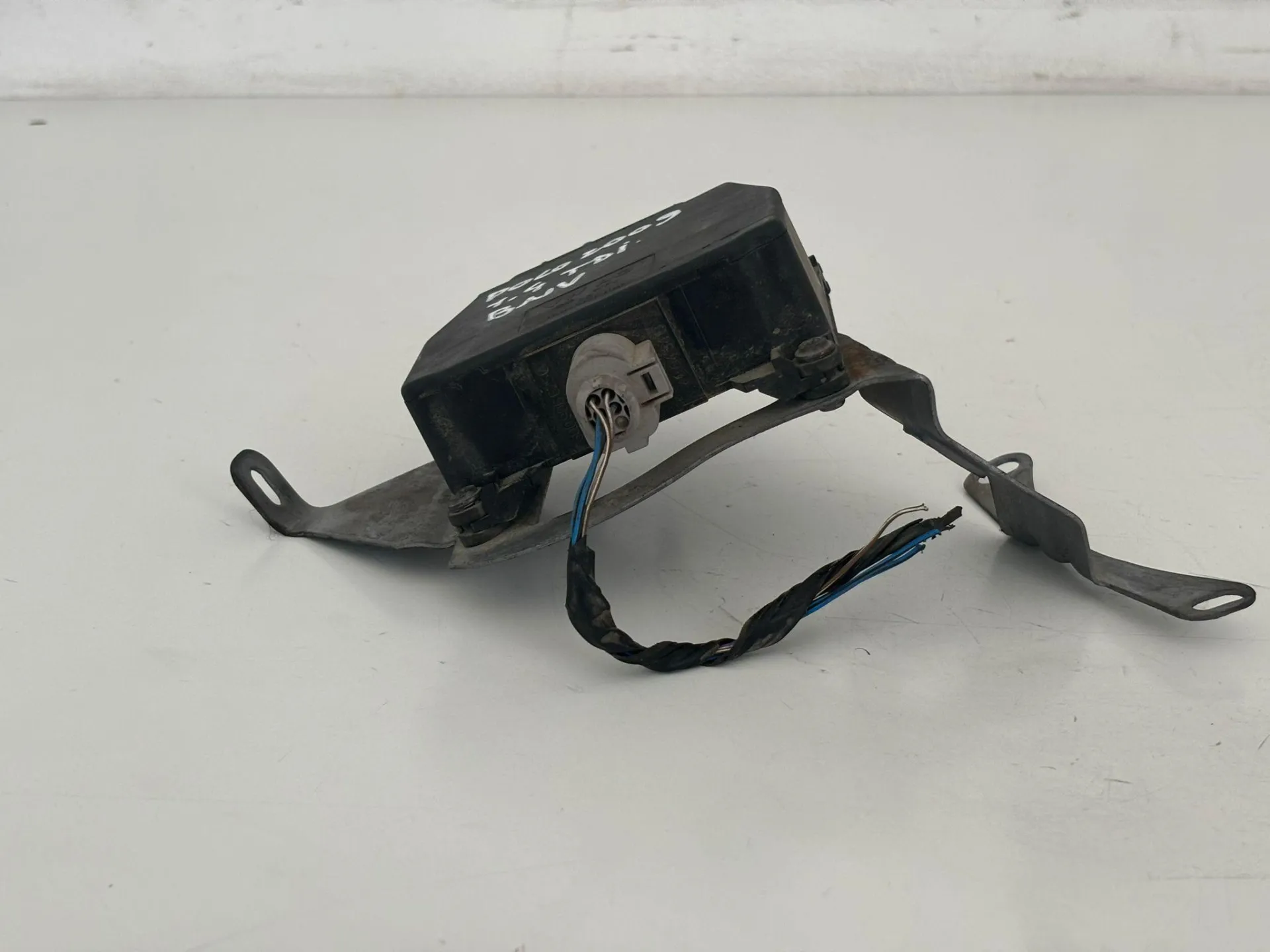 CENTRALINA BLOCCO VALVOLE con codice PW0 045131051 AQ da VOLKSWAGEN Polo 5° Serie con codice motore BNV/BNV Diesel 1400 (09>17)