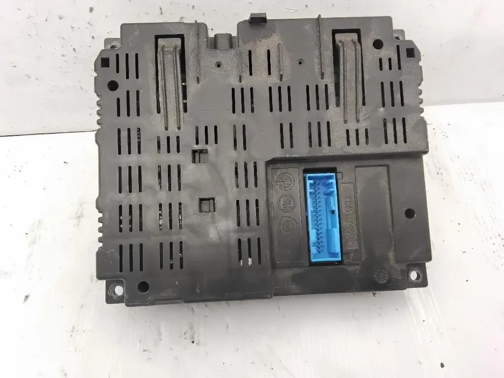 CENTRALINA BLUE & ME con codice 51867602 da FIAT Grande Punto 1° Serie 199A2000 diesel 1248 (05>08)