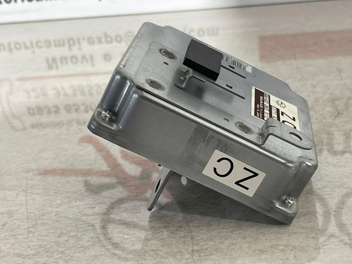 CENTRALINA CAMBIO con codice A64-000Q8E da SUBARU Legacy Berlina 4° Serie con codice motore EZ30 Benzina 3000 (03>09)