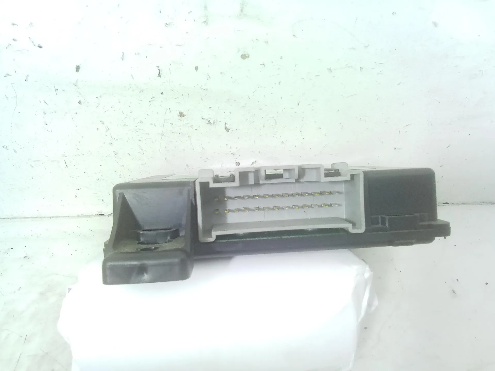 CENTRALINA CHIUSURA CENTRALIZZATA con codice P05293043ah da CHRYSLER PT Cruiser Berlina 20l Benzina 2000 (00>06)