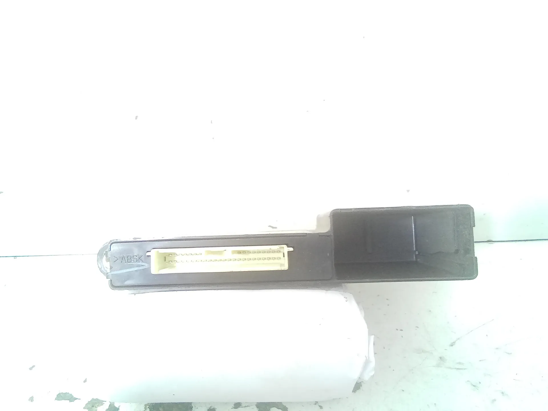 CENTRALINA CHIUSURA CENTRALIZZATA con codice 232600-0230 da TOYOTA Rav4 5° Serie 2adfhv Diesel 2200 (09>12)