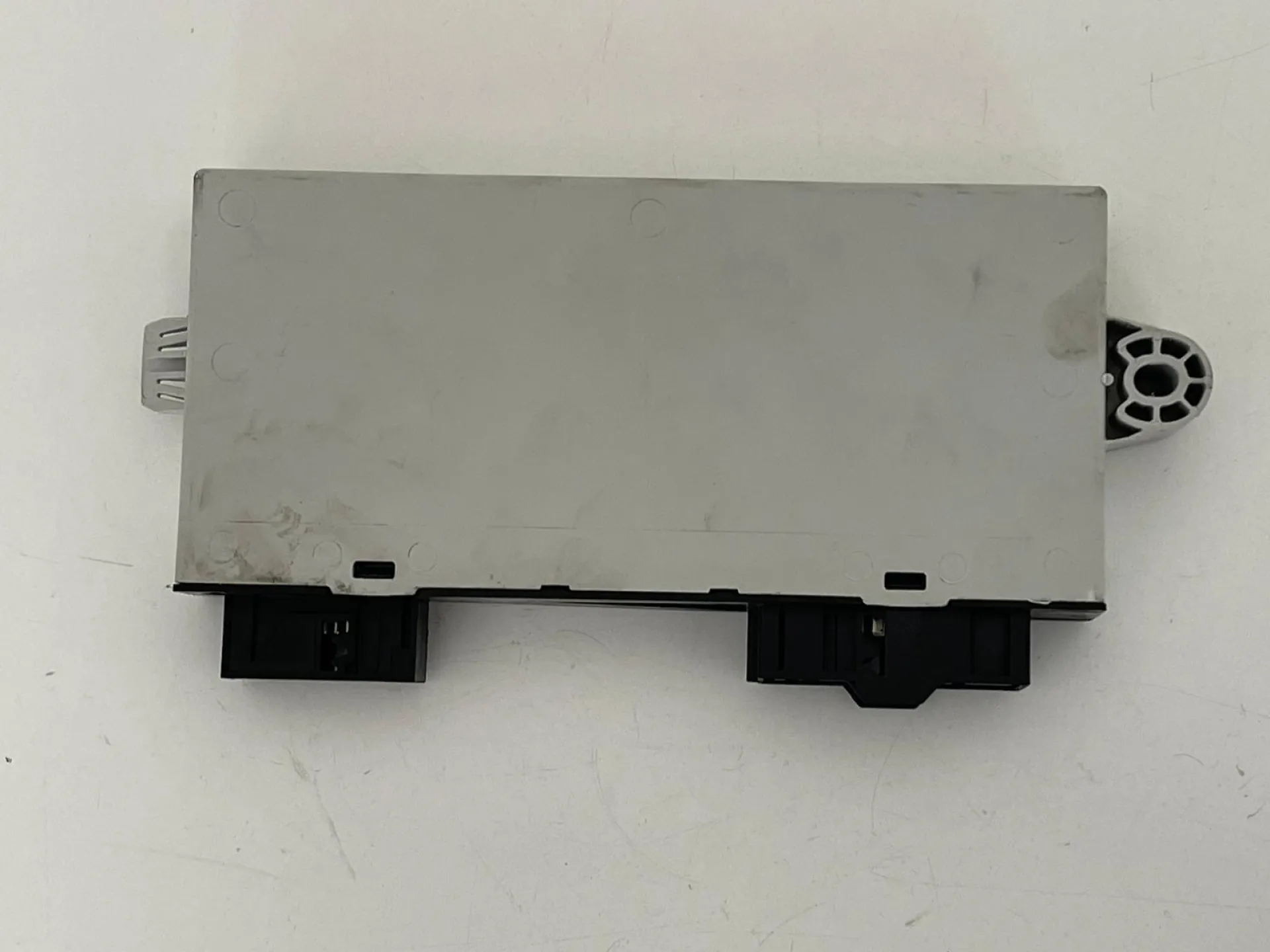 CENTRALINA COMFORT con codice 6135-9268751.9-01 da BMW Serie 5 Gran Turismo (F07) con codice motore N57D30A/N57D30A Diesel 2000 (09>18)