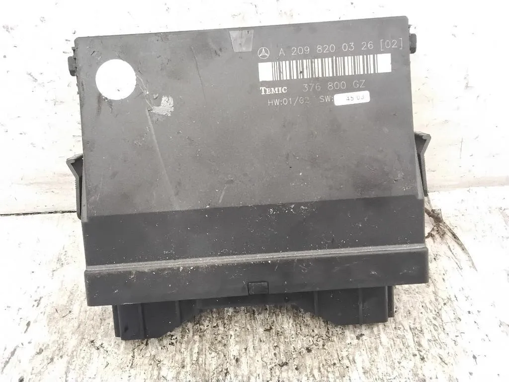 CENTRALINA COMFORT con codice a2098200326 da MERCEDES CLK Coupé W209 612967 diesel 2685 (02>)