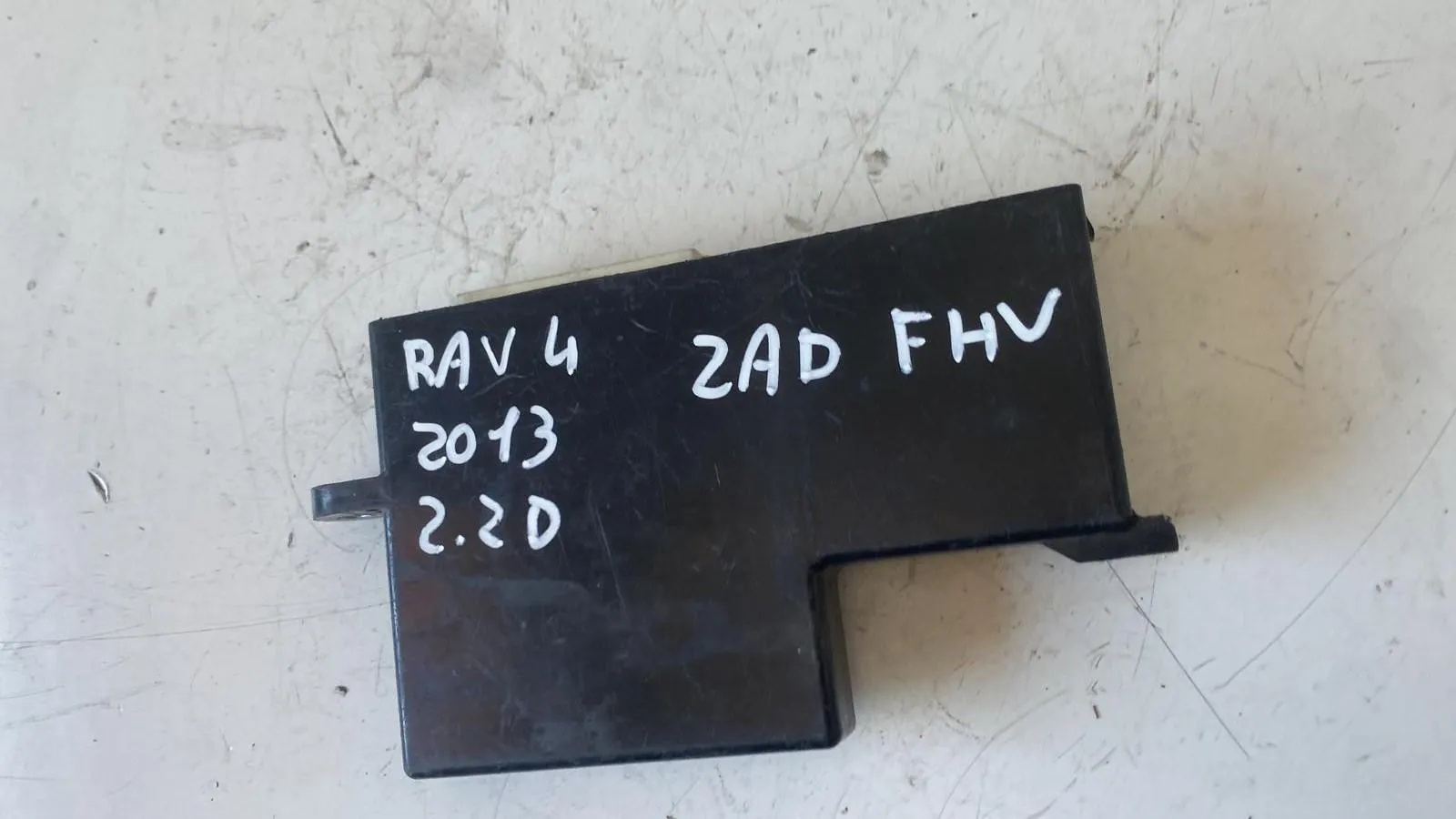 CENTRALINA COMFORT con codice 89300-42020 da TOYOTA Rav4 6° Serie con codice motore 2AD FHV/2AD FHV Diesel 2200 (12>)