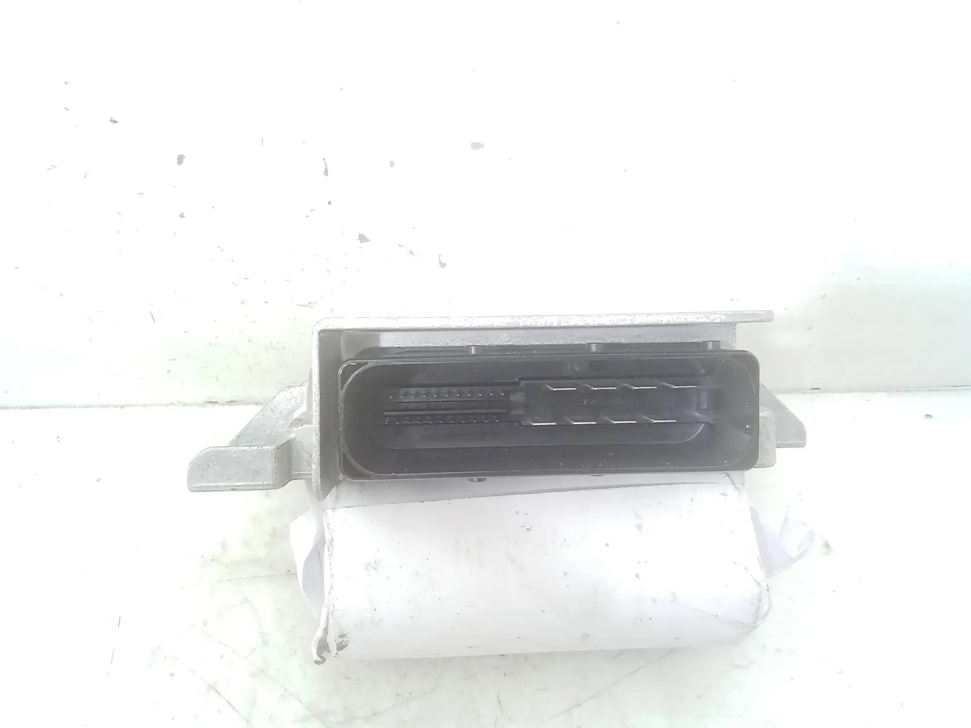 CENTRALINA FRENO STAZIONAMENTO con codice 3c0907801b da VOLKSWAGEN Passat Berlina 4° Serie Bkc Diesel 1900 (05>10)
