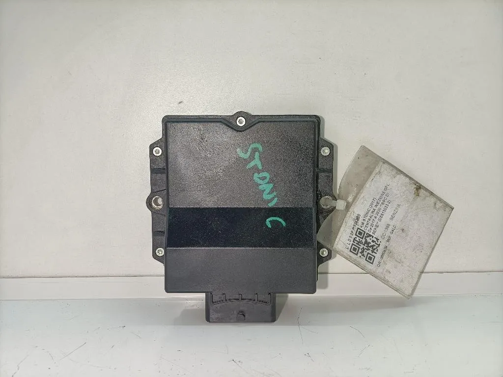 CENTRALINA GPL con codice DE815033-2 da KIA Stonic Serie G4LC benzina 1368 (17>)