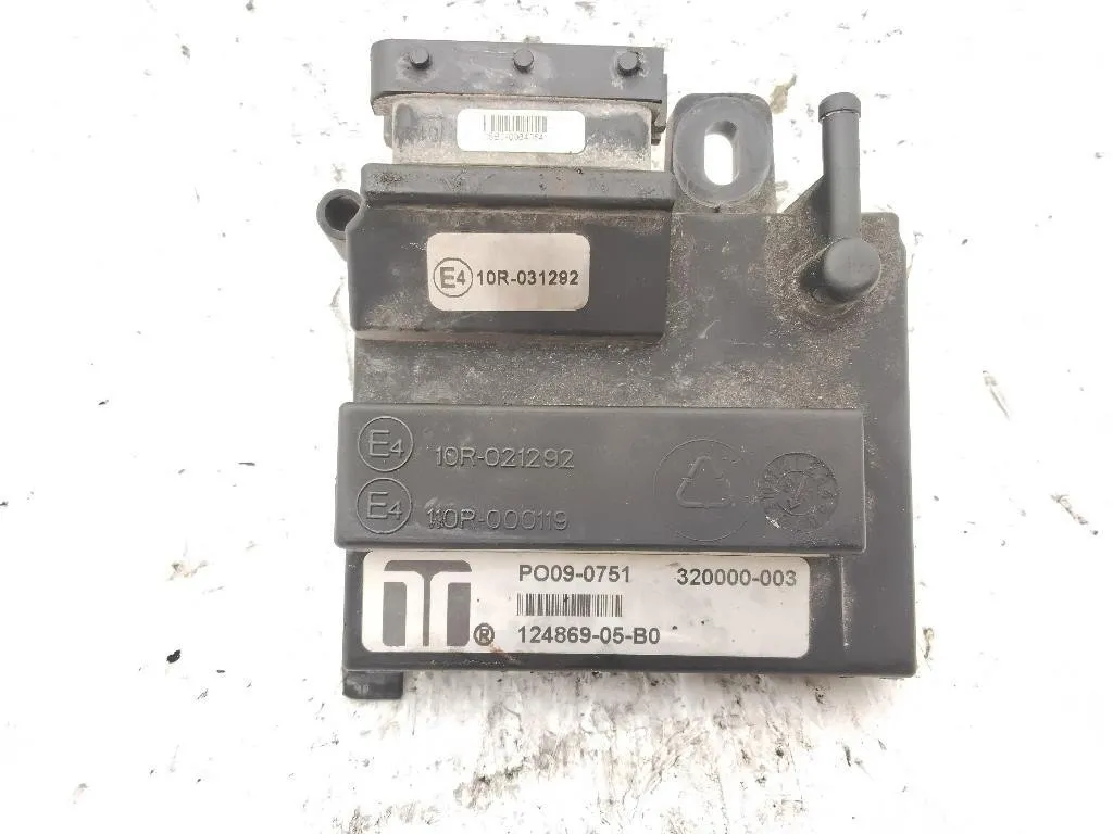 CENTRALINA GPL con codice 124869-05-B0 320000-003 da MAZDA 2 Berlina 2° Serie ZJ06 bifuel/gas 1349 (07>)