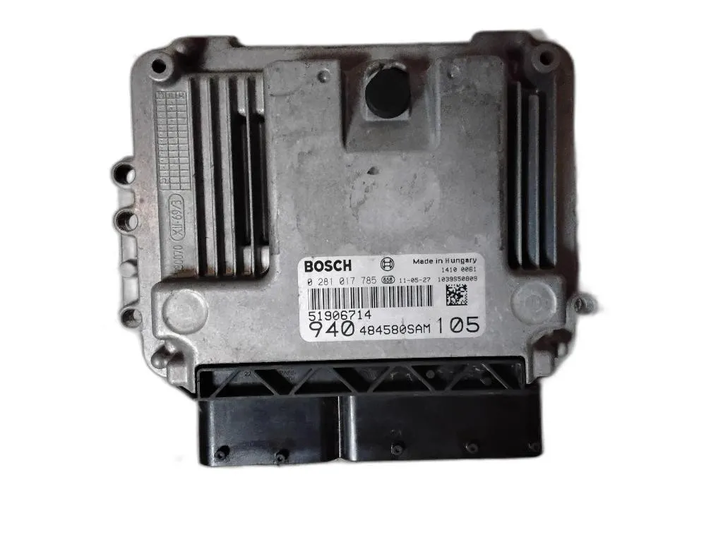 CENTRALINA MOTORE con codice 0281017875 51906714 da ALFA ROMEO Giulietta Serie (940_) 940A3000 diesel 1598 (13>)