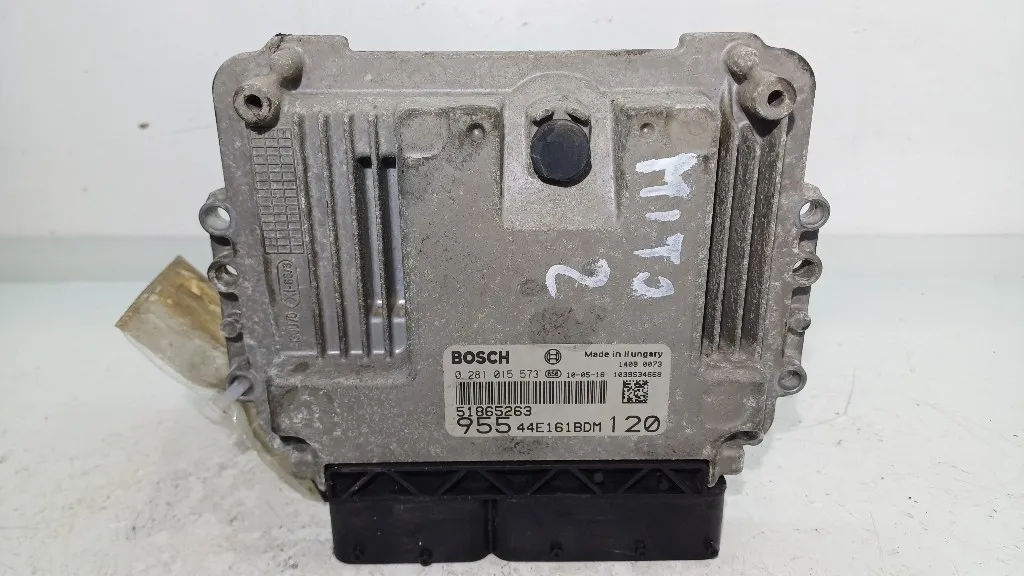 CENTRALINA MOTORE ALFA ROMEO Mito Serie (955_) 51865263/0281015573 955A3000 diesel 1598 (08>)