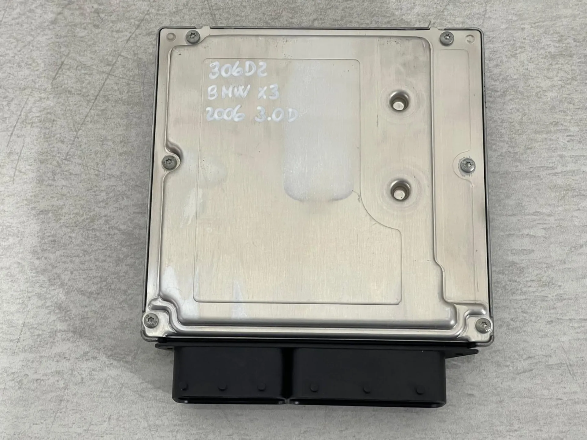CENTRALINA MOTORE con codice 7794626 da 13617808125 BMW X3 1° Serie con codice motore 306D2 Diesel 3000