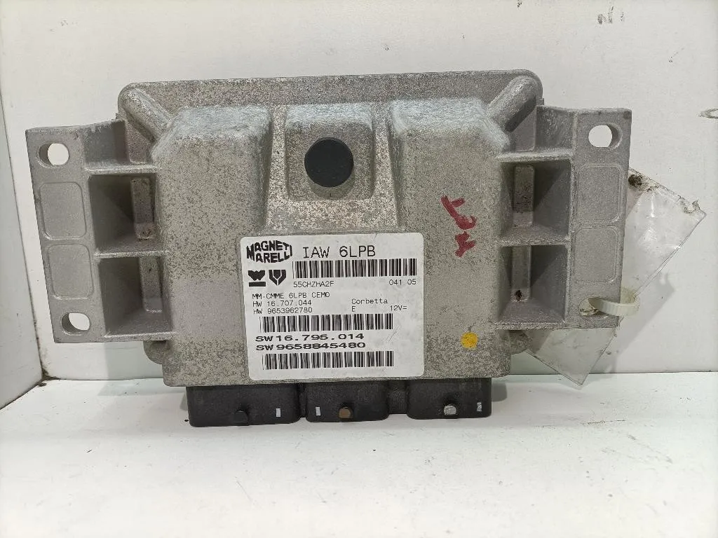 CENTRALINA MOTORE CITROEN C5 Berlina 2° Serie 1939ZP EW10A benzina 1997 (04>08)
