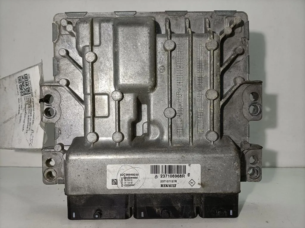 CENTRALINA MOTORE DACIA Duster 1° Serie 237106968R/237107137R K9K856 diesel 1461 (10>)