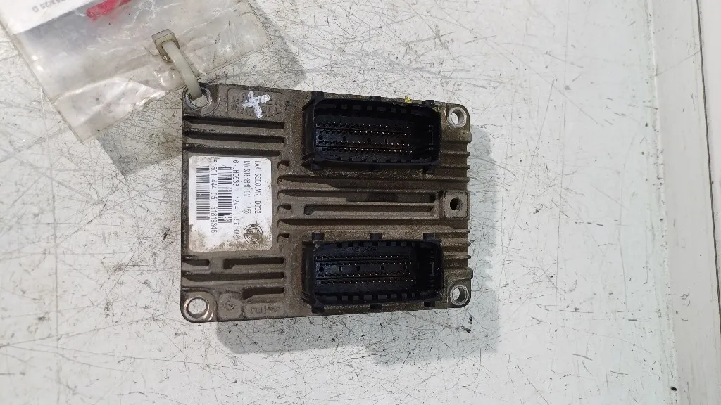 CENTRALINA MOTORE FIAT 500 Serie IAW5SF8.MR/61601.444.05/51819346 169A4000 benzina 1242 (07>14)