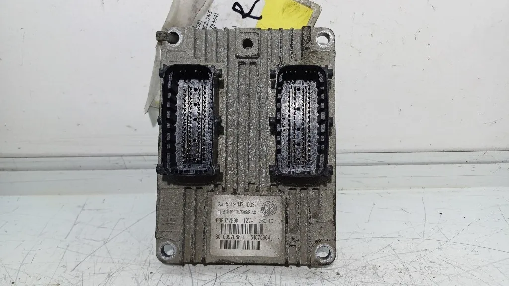 CENTRALINA MOTORE FIAT 500 Serie IAW5SF9.MS/51875964 169A4000 benzina 1242 (07>14)