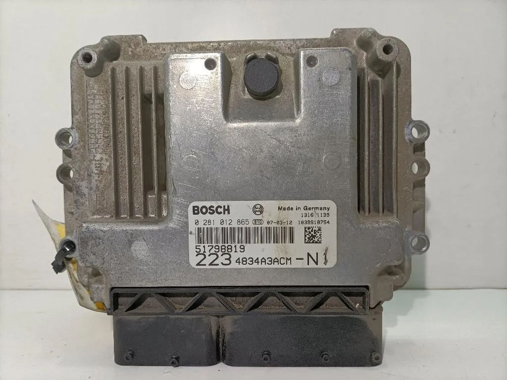 CENTRALINA MOTORE FIAT Doblo Cargo 51798817 223B1000 diesel 1910 (05>09)