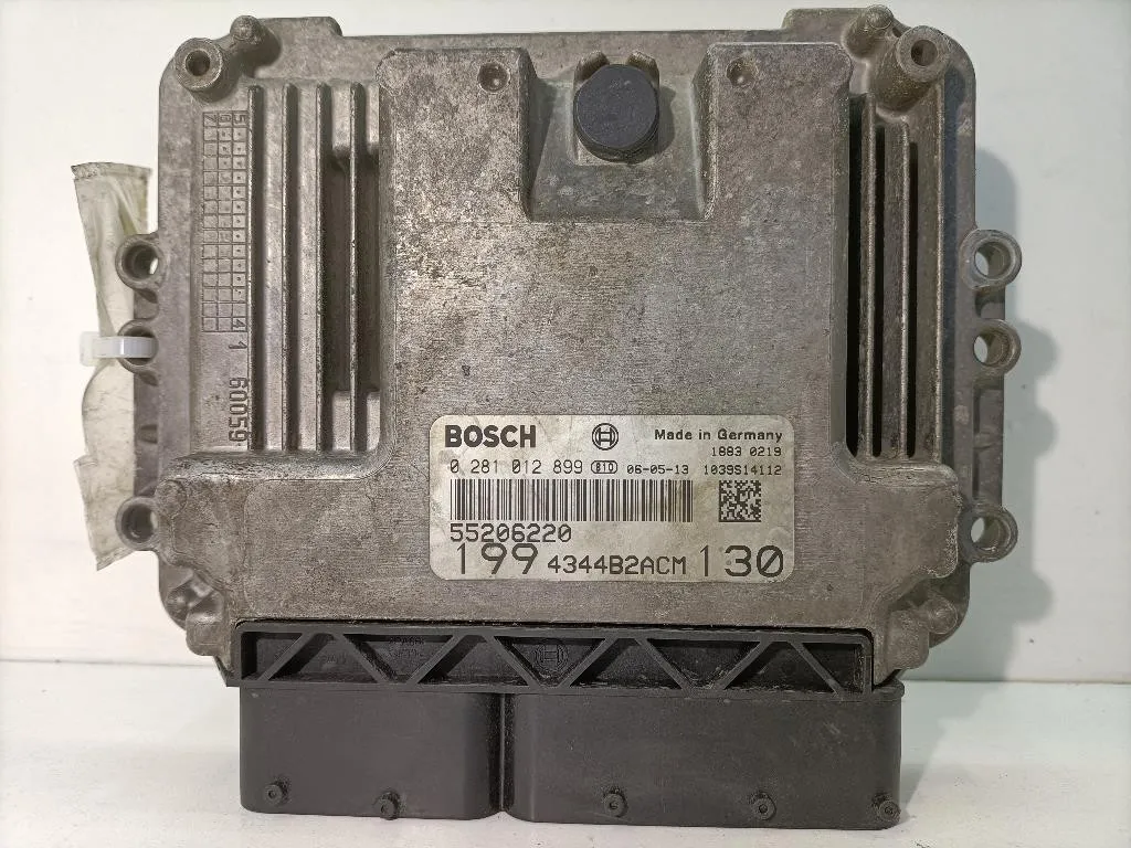 CENTRALINA MOTORE FIAT Grande Punto 1° Serie 0281012899/55206220 199A5000 diesel 1910 (05>08)