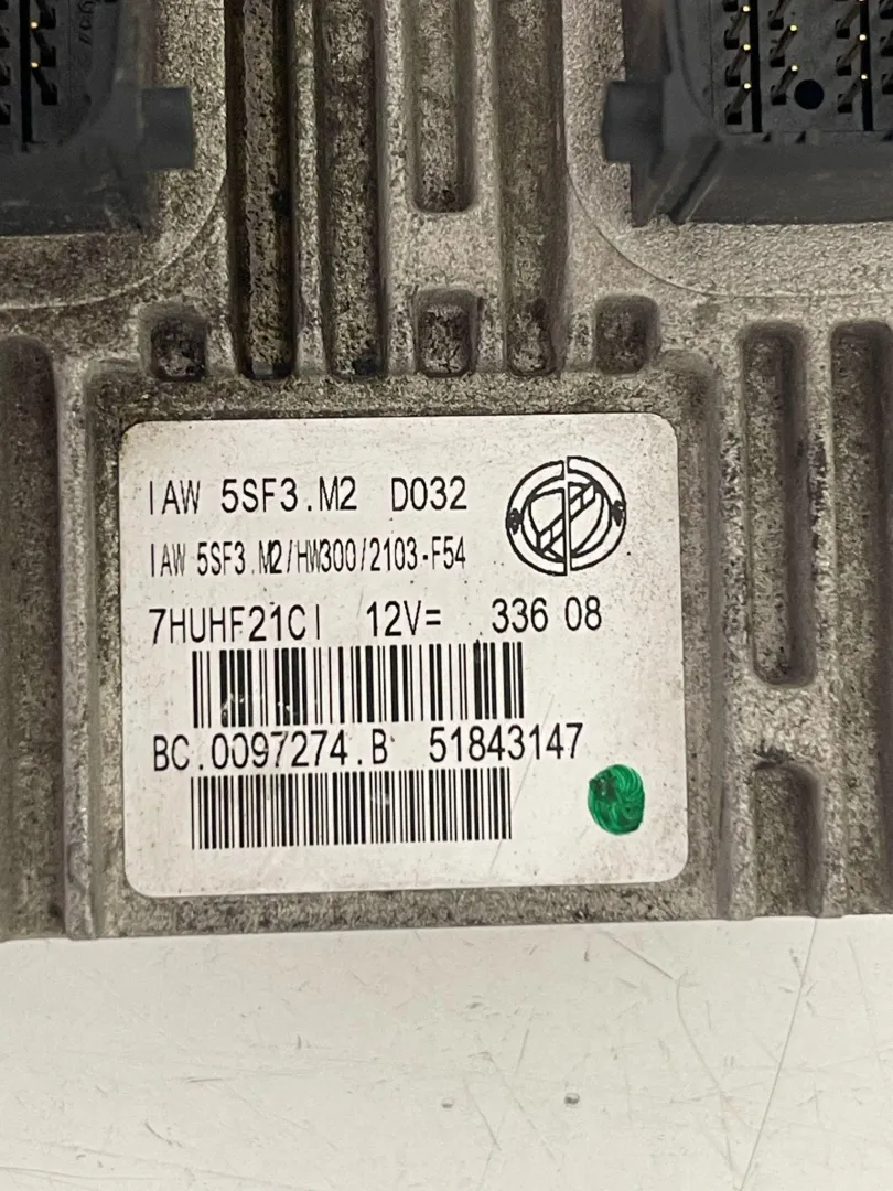 CENTRALINA MOTORE con codice IAW 5SF3.M2 da FIAT Punto EVO con codice motore 350A1000/350A1000 Benzina 1400 (12>)