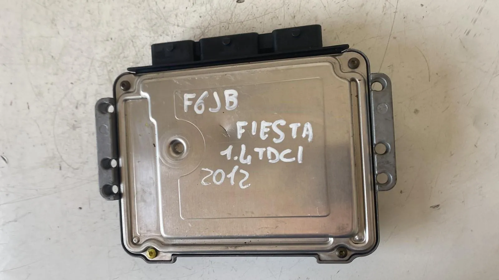 CENTRALINA MOTORE con codice 9647158100 da FORD Fiesta 6° Serie con codice motore F6JB/F6JB Diesel 1400 (08>17)