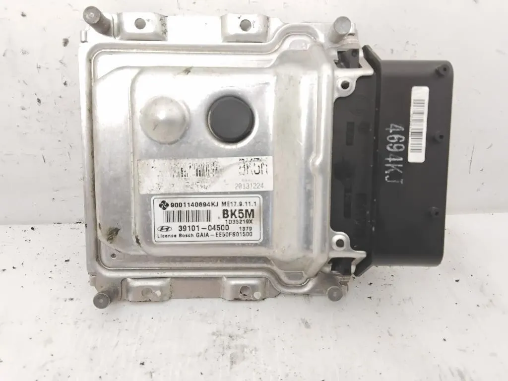 CENTRALINA MOTORE con codice 39101-04500 da HYUNDAI i10 2° Serie G3LA benzina 998 (11>)