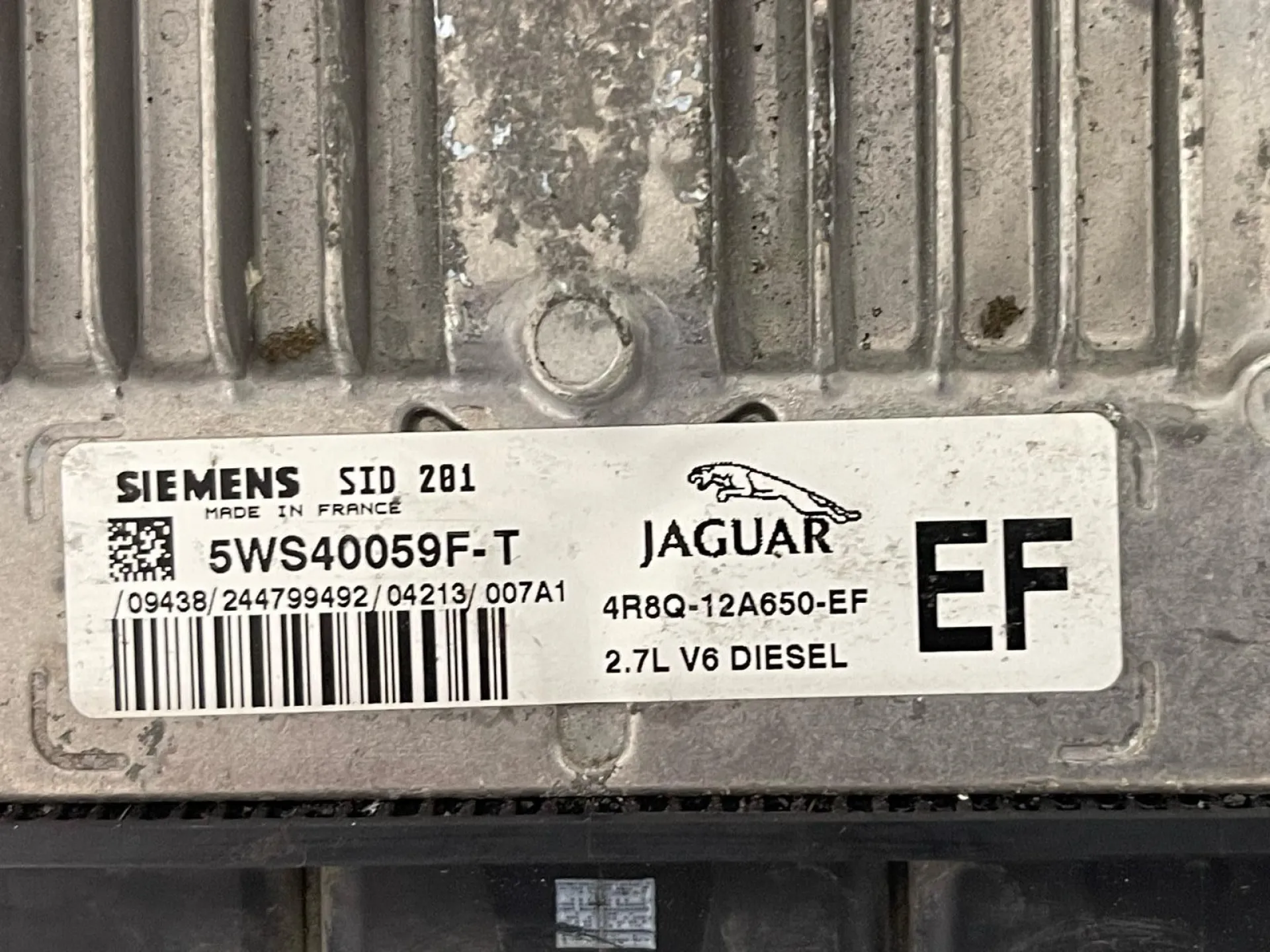 CENTRALINA MOTORE con codice 4R8Q-12A650-EF da JAGUAR XF Serie con codice motore 7G/7G Diesel 2700 (08>11)