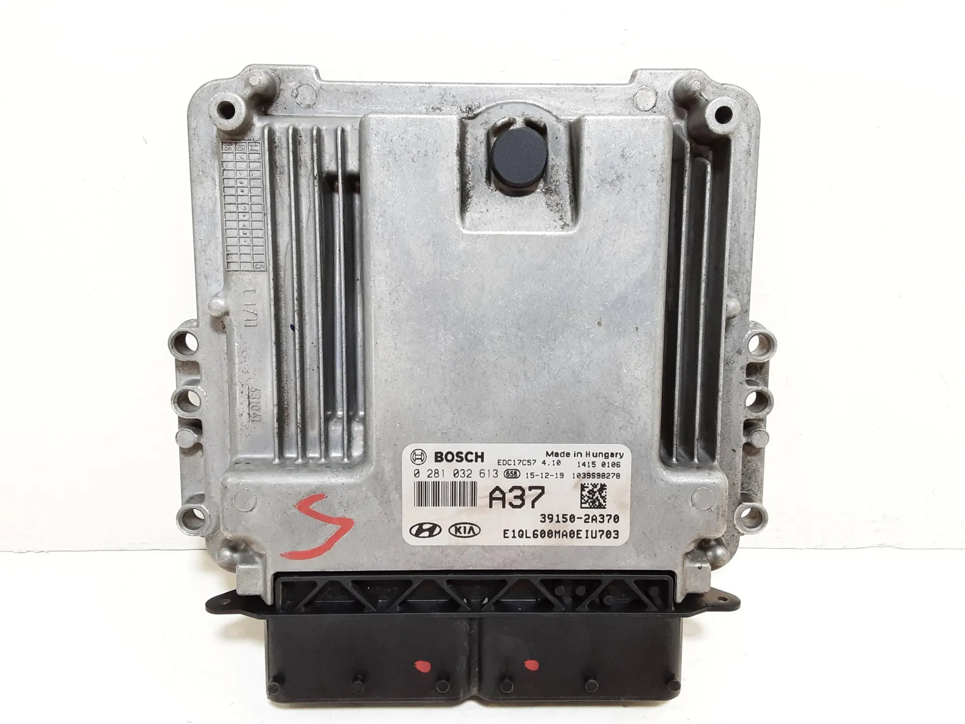 CENTRALINA MOTORE con codice 0281032613 da KIA Sportage Serie con codice motore D4FD/D4FD Diesel 1700 (16>21)