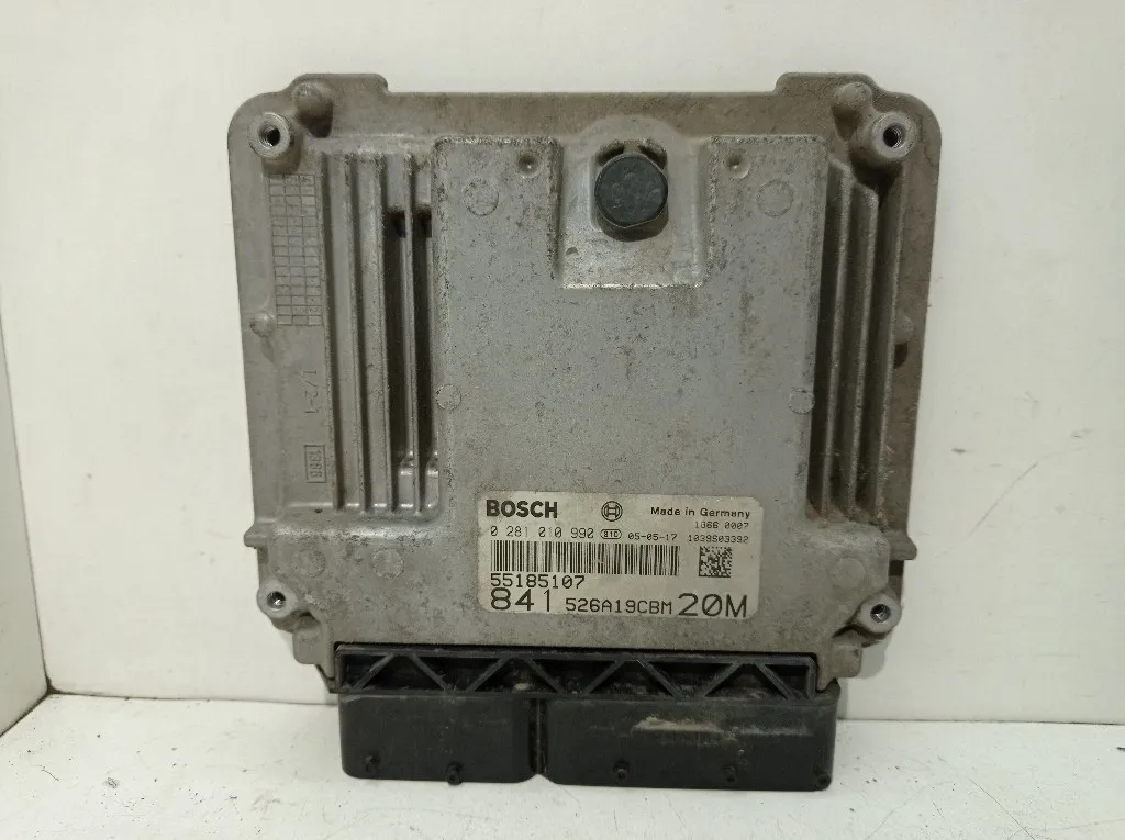 CENTRALINA MOTORE LANCIA Thesis 1° Serie 55185107 841G000 diesel 2387 (02>)