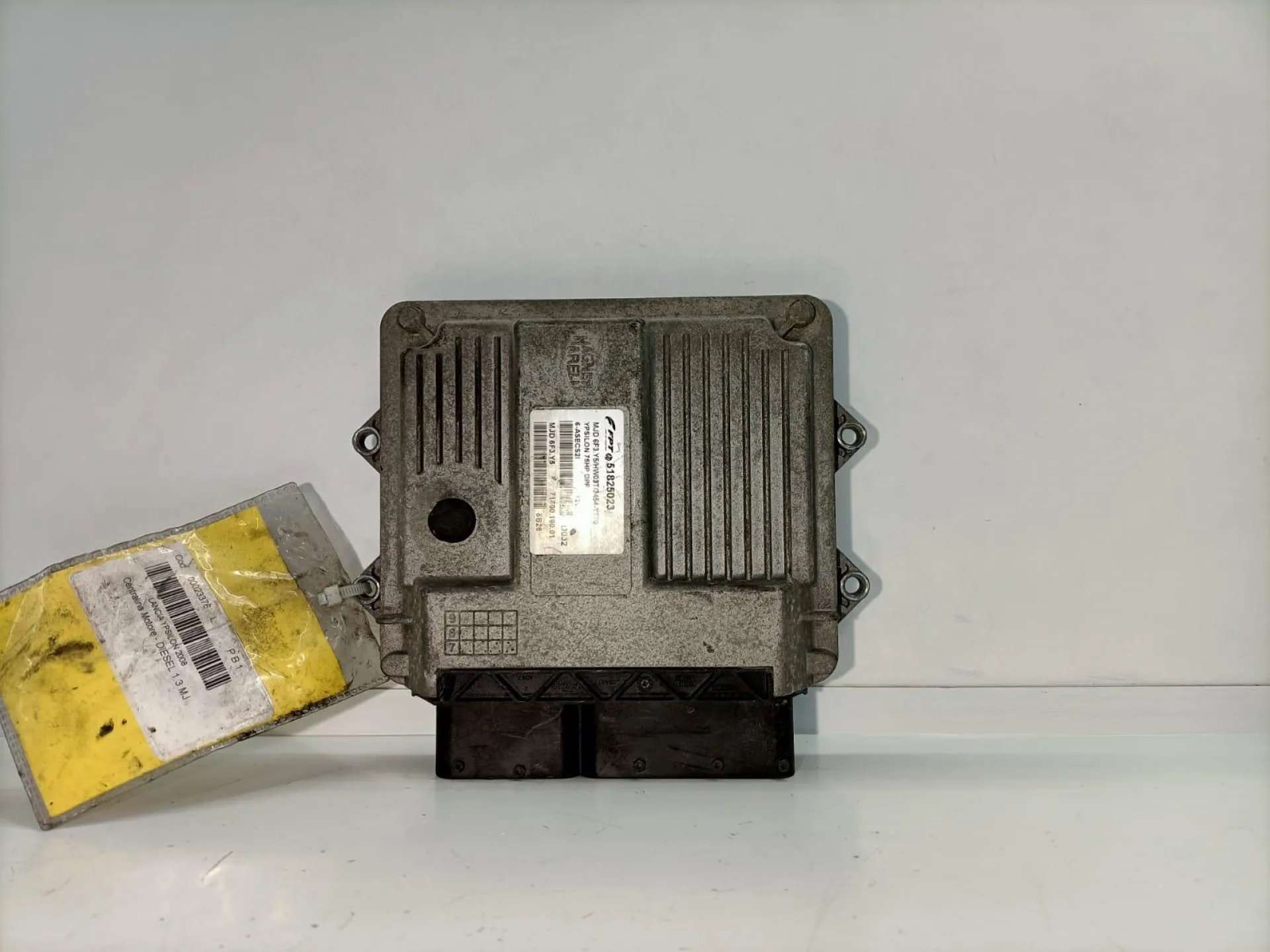 CENTRALINA MOTORE LANCIA Ypsilon 2° Serie FPT 51825023 / 51825023 Diesel 1300 (06>10)