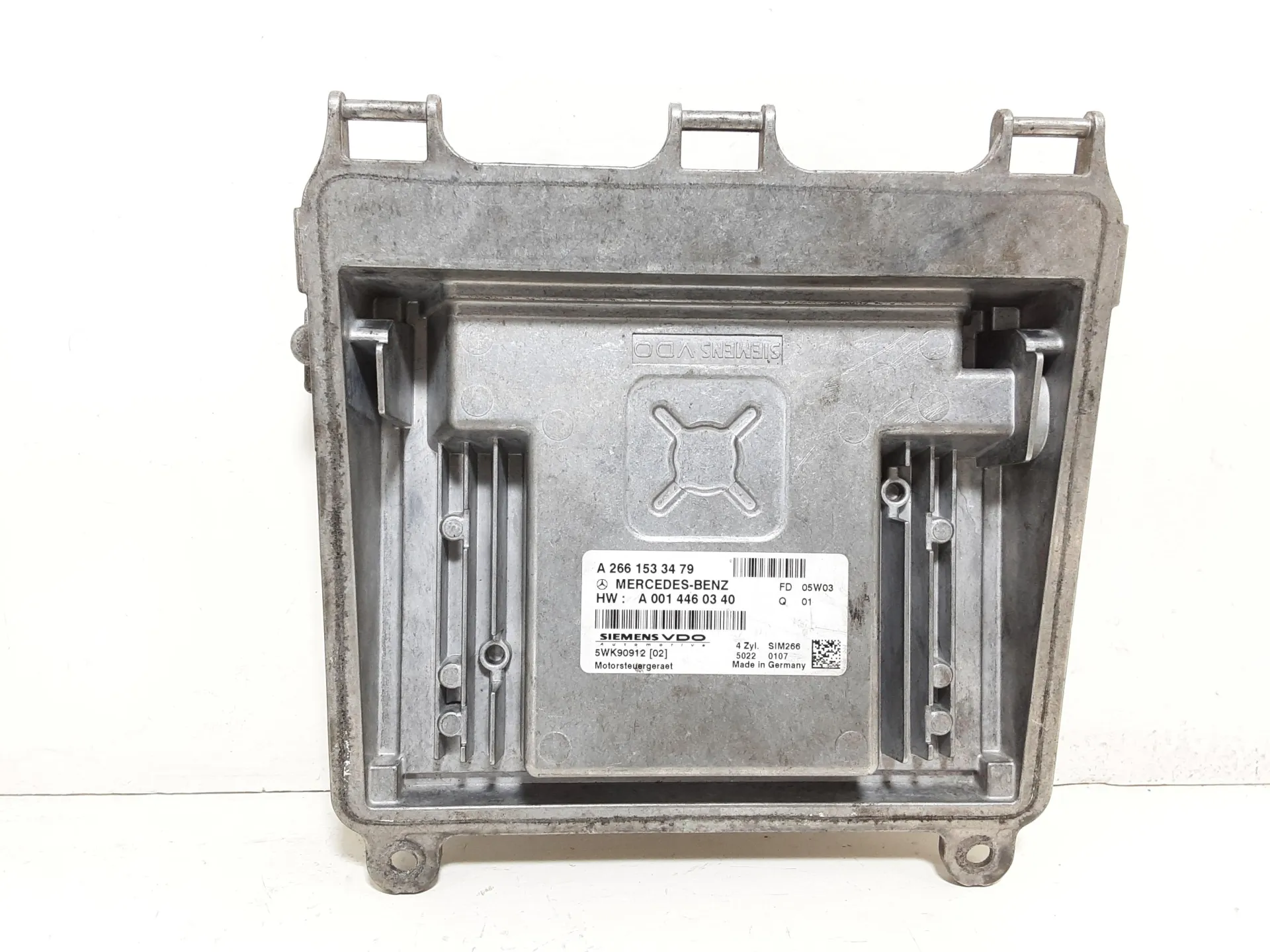 CENTRALINA MOTORE con codice A2661533479 da MERCEDES Classe A W169 3° Serie M 266.920 Benzina 1500 (04>08)