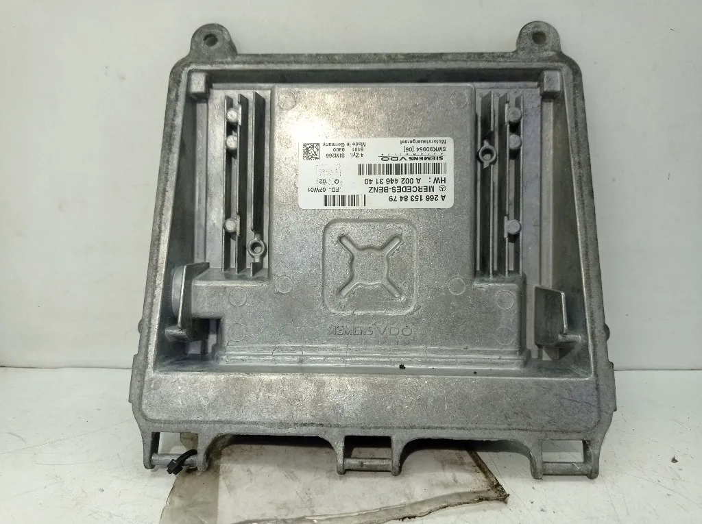 CENTRALINA MOTORE MERCEDES Classe A W169 3° Serie A0004469640 266920 benzina 1498 (04>08)