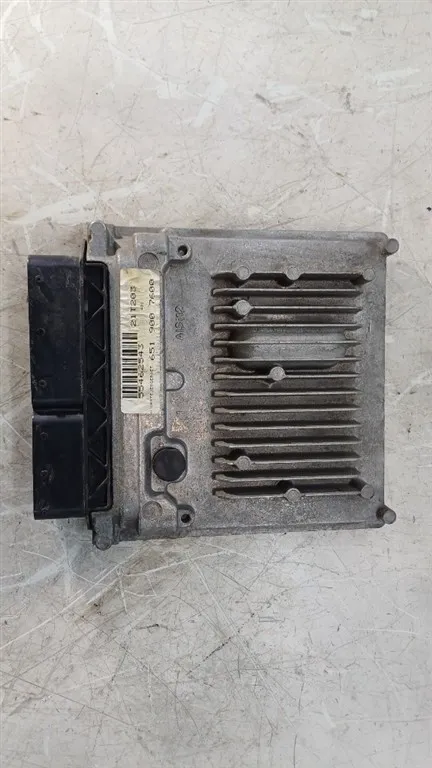 CENTRALINA MOTORE MERCEDES Classe B W246 2° Serie A6519009402 651901 diesel 1796 (12>)