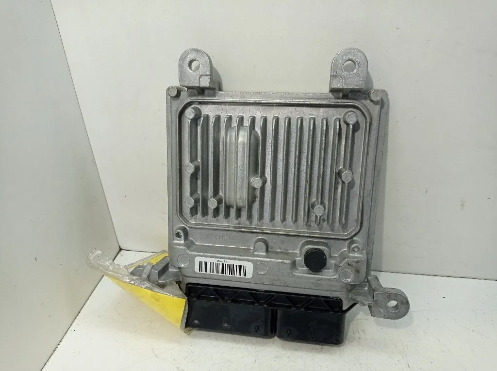 CENTRALINA MOTORE MERCEDES Classe C Cabrio W205 A6519005203 651921 diesel 2143 (16>)