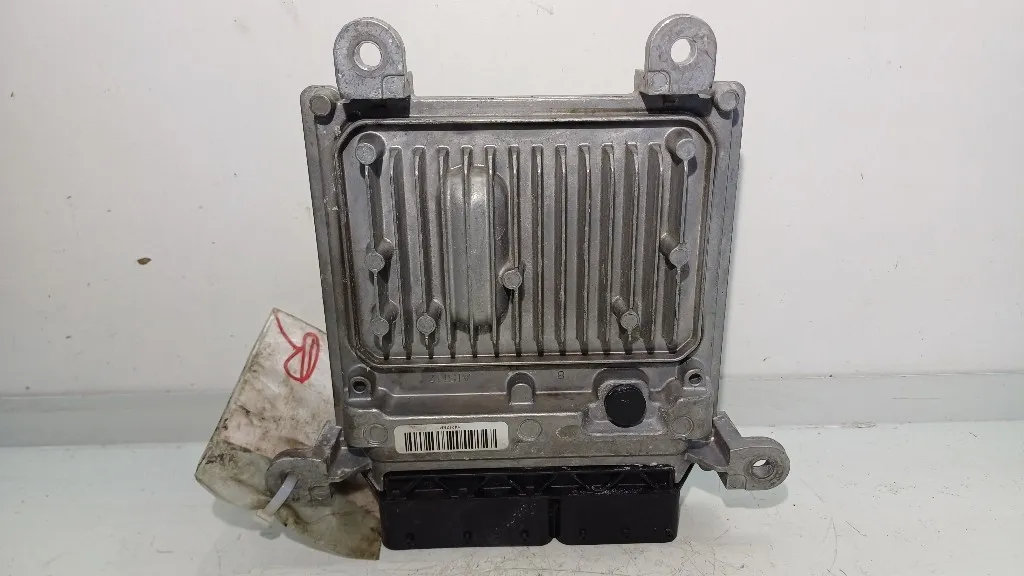CENTRALINA MOTORE MERCEDES Classe C S. Wagon W205 A6519005203/A6519014502 651921 diesel 2143 (14>)
