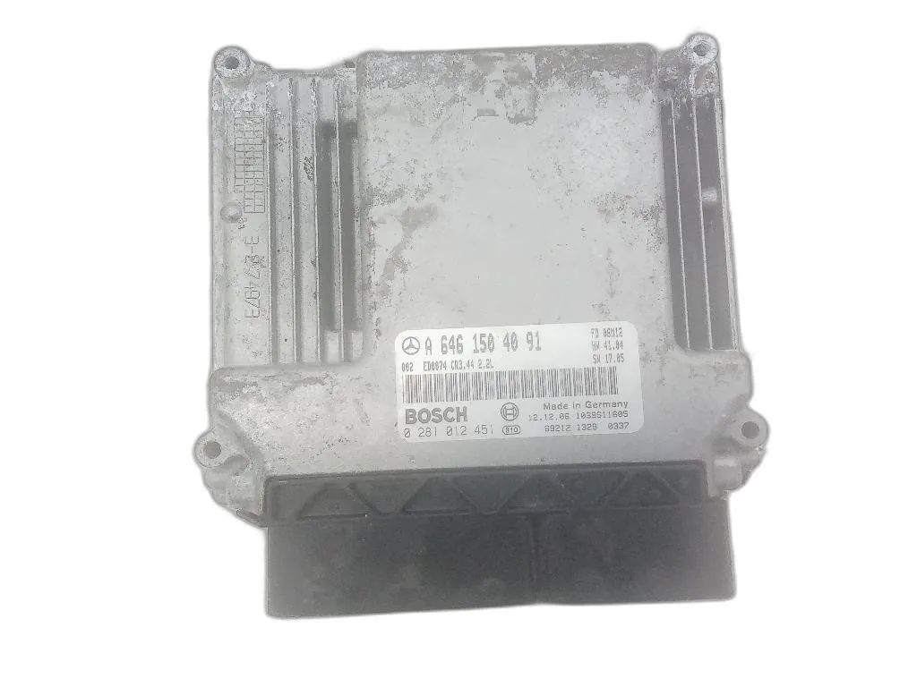 CENTRALINA MOTORE con codice 0281012451 A6461504091 da MERCEDES CLK Coupé W209 646963 diesel 2148 (02>)