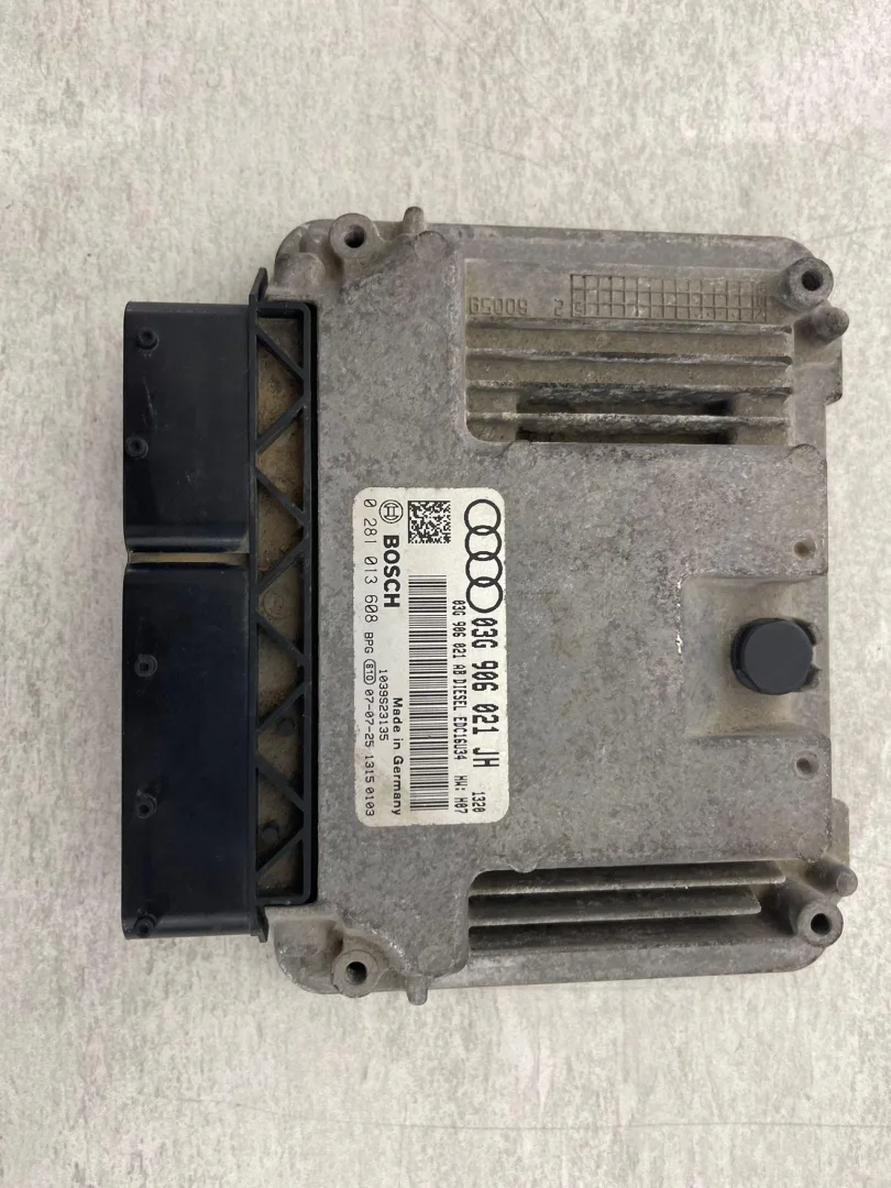 CENTRALINA MOTORE con codice 03G906021JH da 03F906070CB AUDI A3 Serie (8P1) con codice motore BMM Diesel 2000